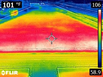 Success Story - Thermal image showing a high temperature profile of a TV Broadcasting trailer with a traditional coating